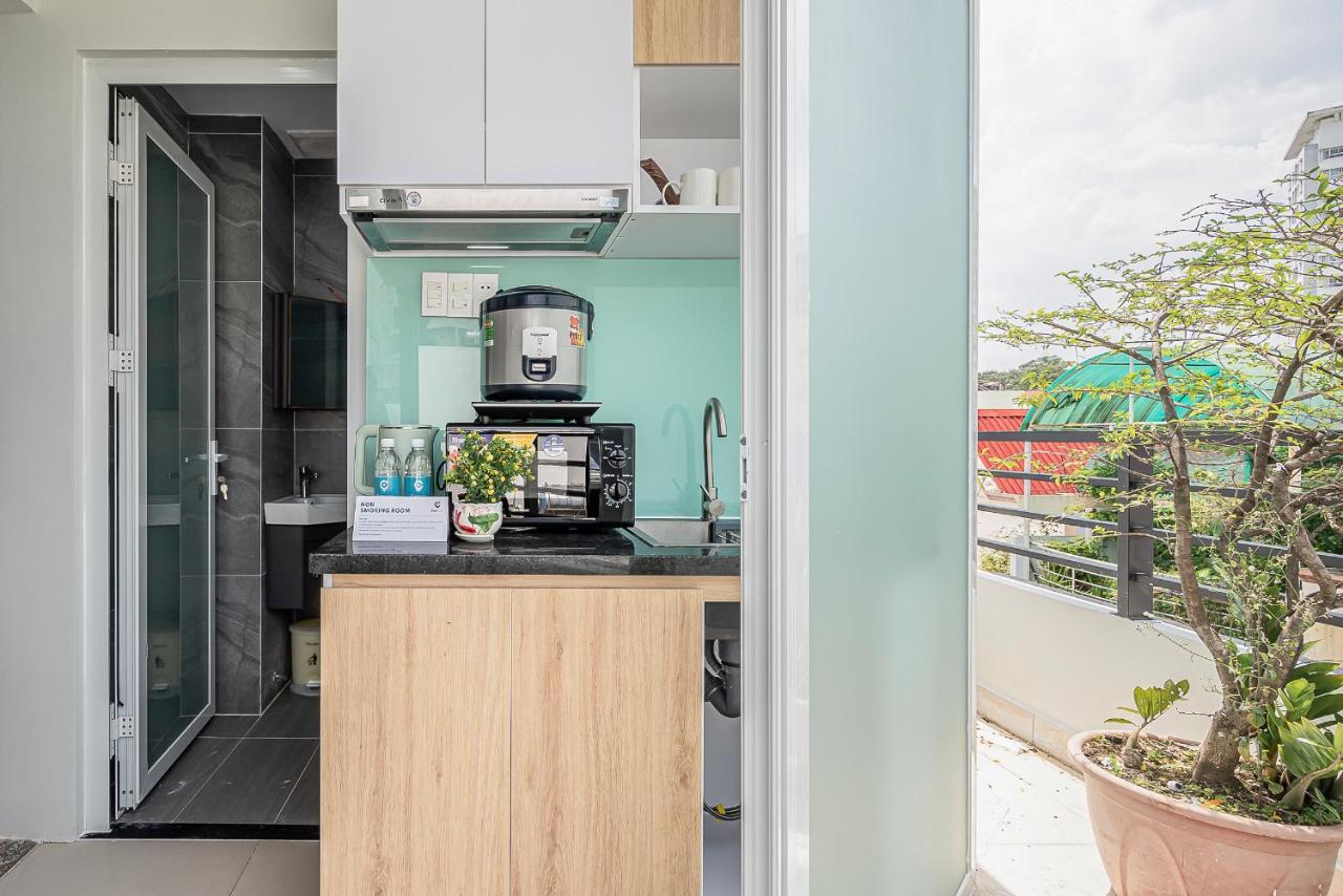 Cozrum Homes - Retro House *
