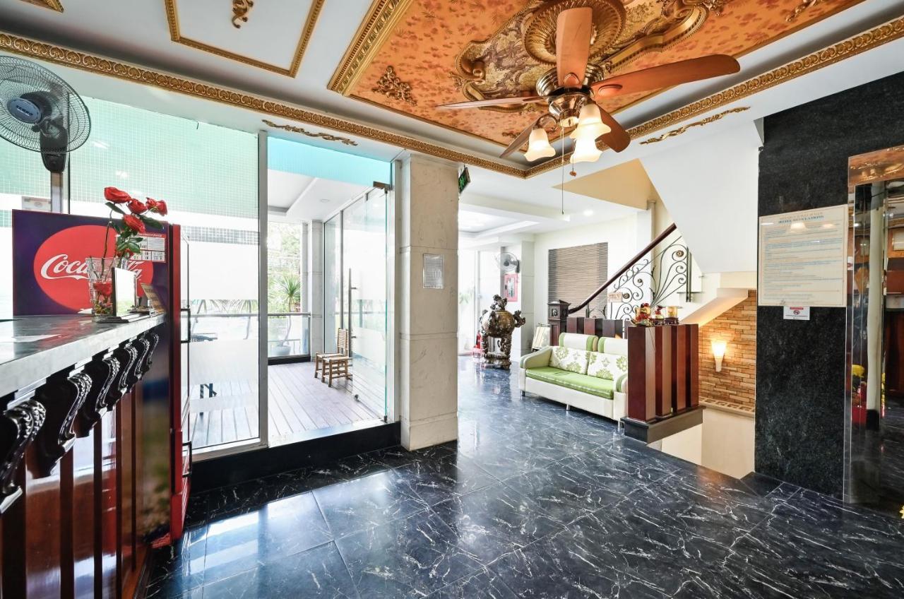 Quang Hoa Airport Hotel 2*