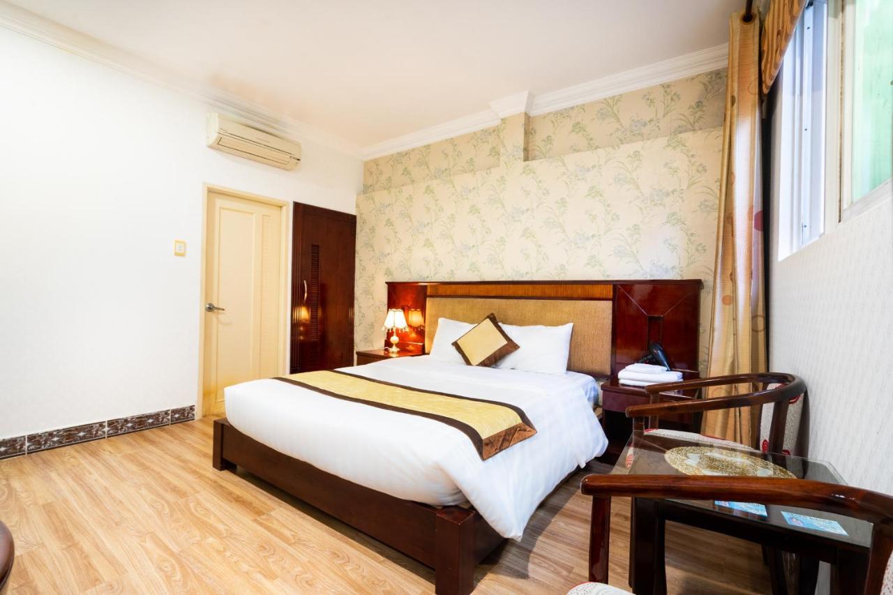 Cosmo Hotel