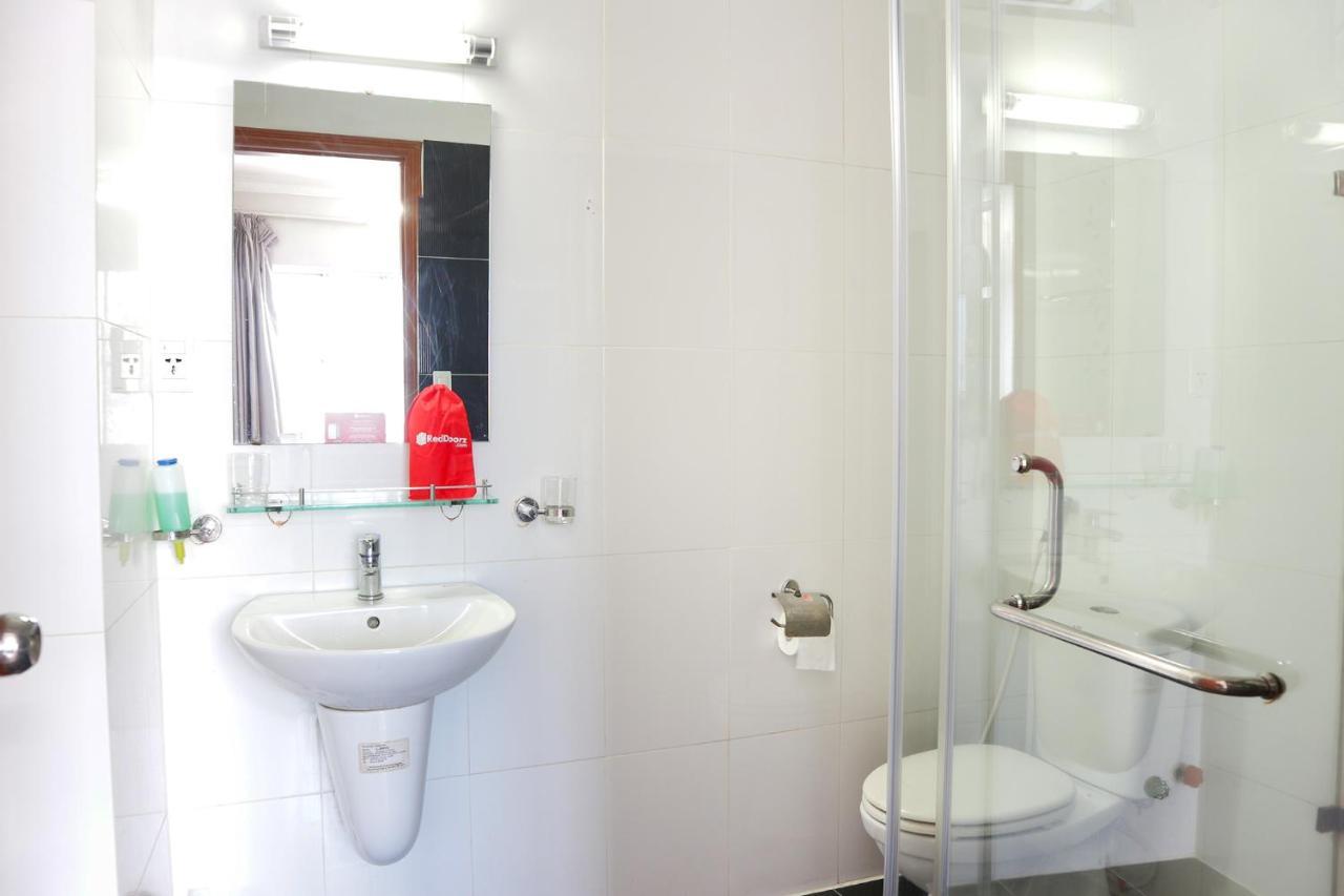 Hotel Quynh Giang Near Hiecc Ho Chi Minh City