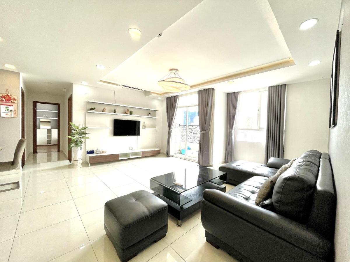 Le Places The Grand Riverside Saigon Apartment Ho Chi Minh City