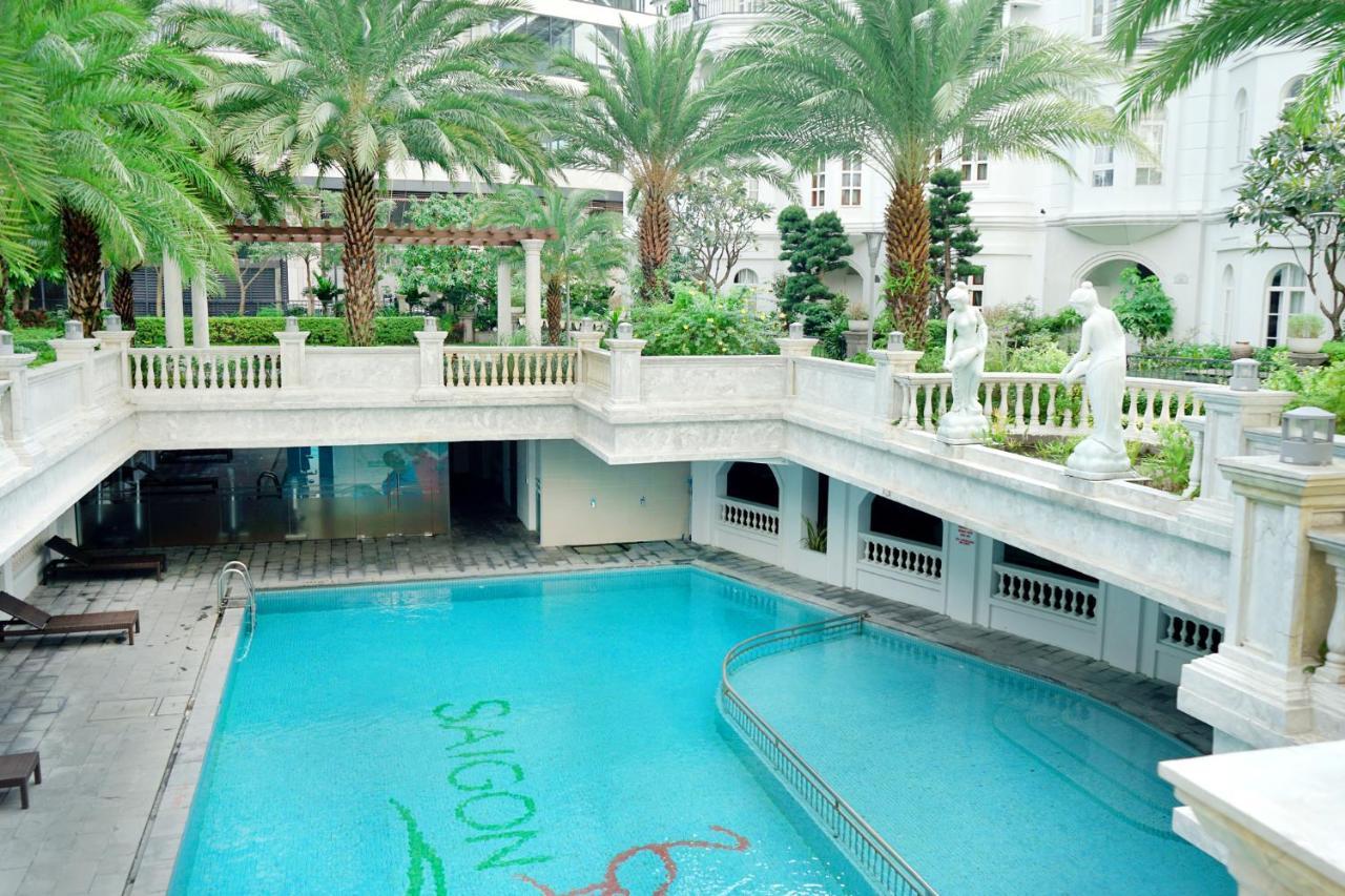 Hello World Saigon 3*