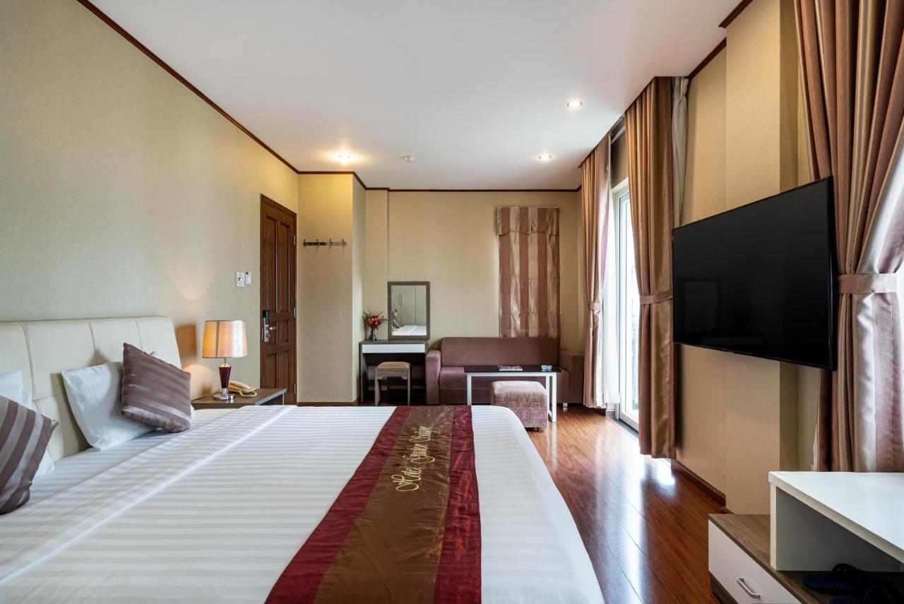 Hotel La Palma - Garden Saigon Phu My Hung 3*