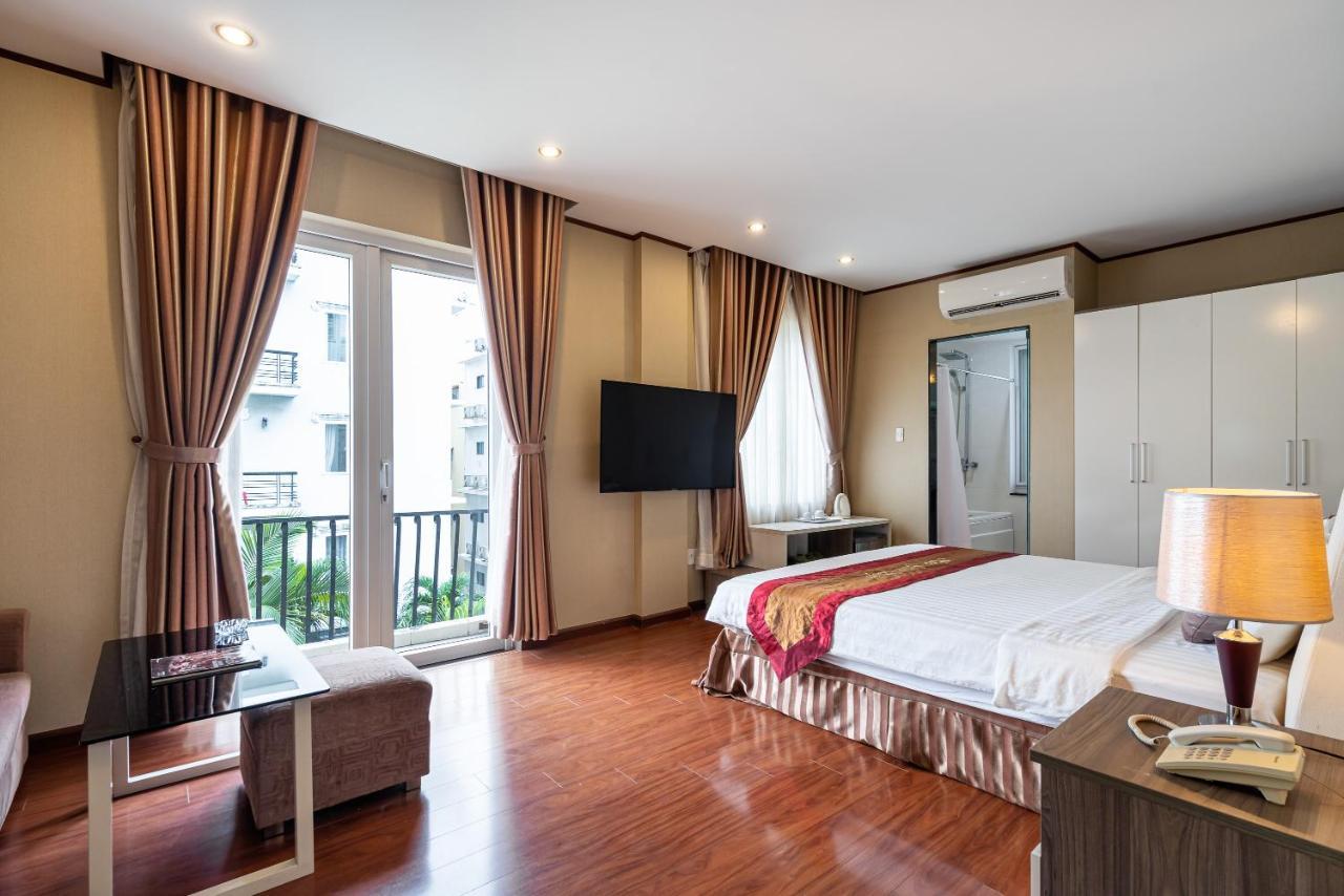 Hotel La Palma - Garden Saigon Phu My Hung 3*