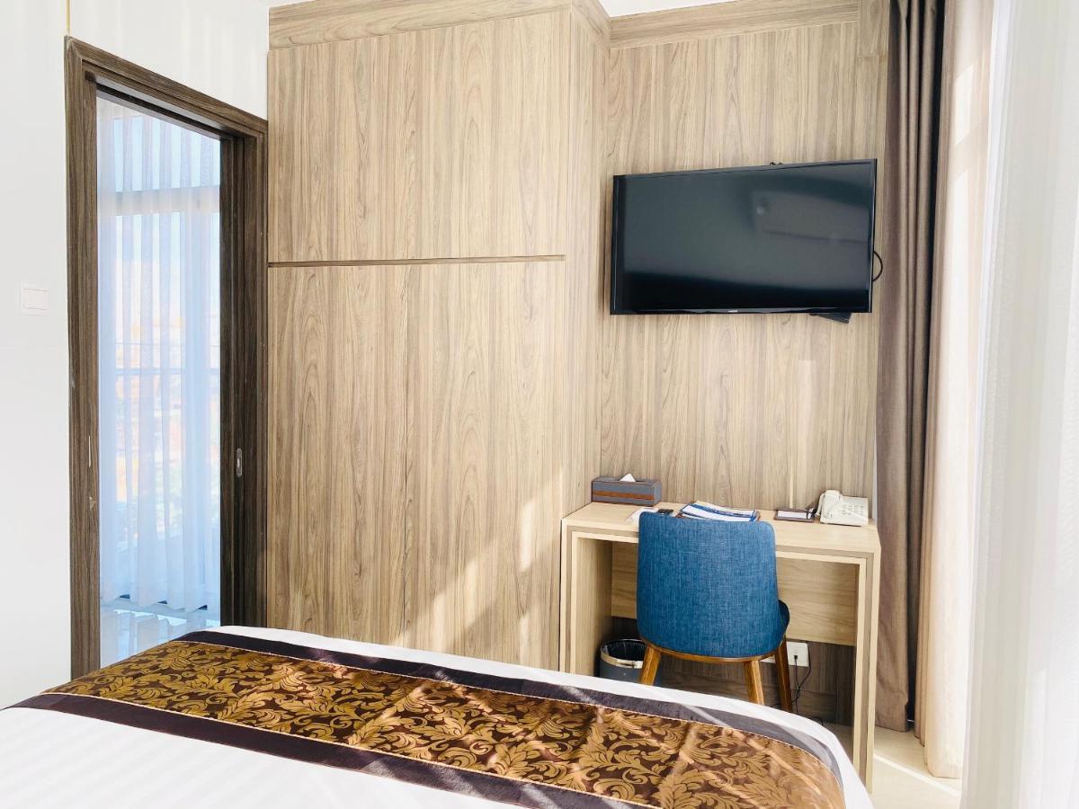 Aurora Luxury