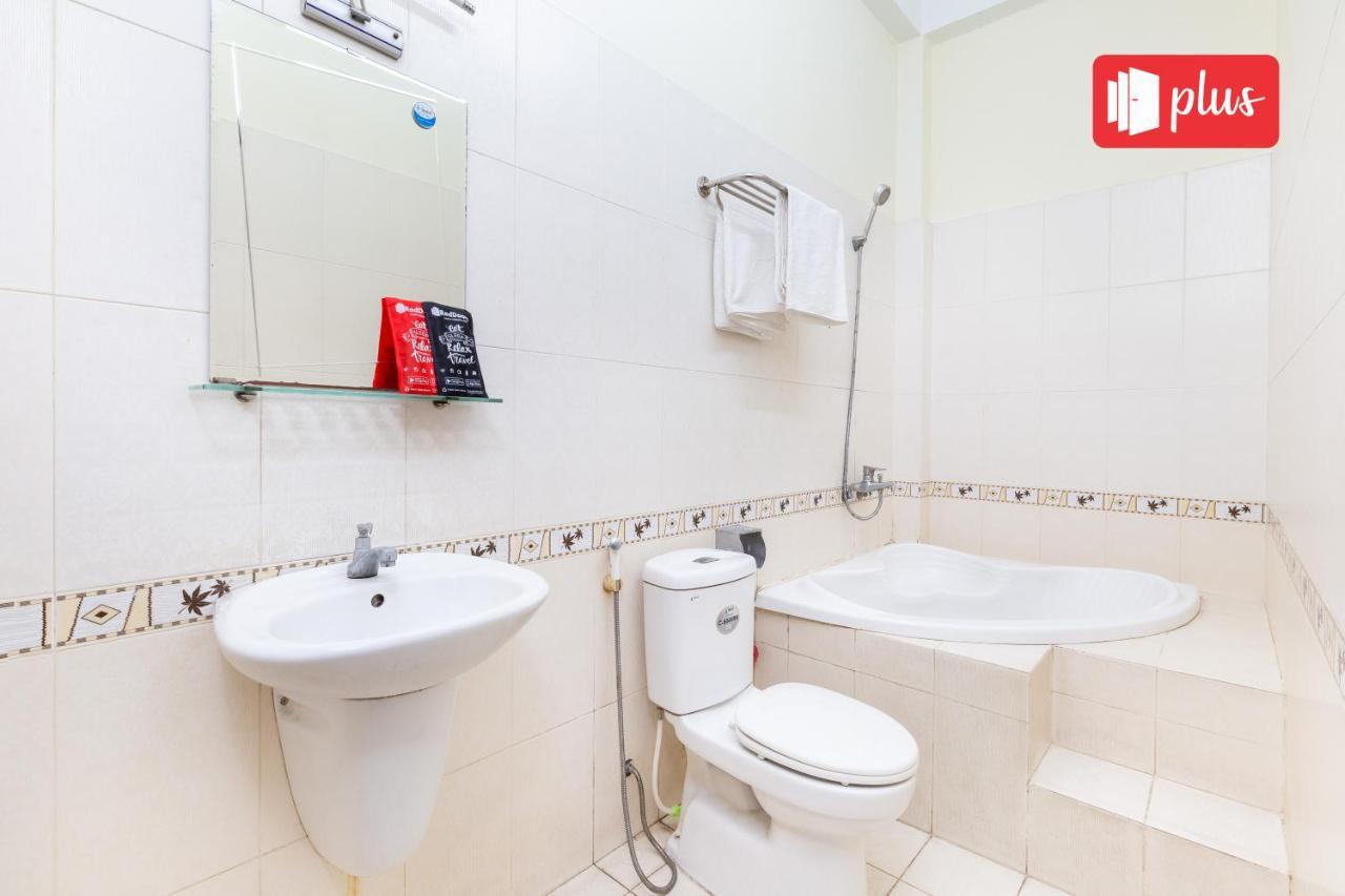 Reddoorz Phuong Nam Near Nga Tu Binh Thai Hotel Ho Chi Minh City