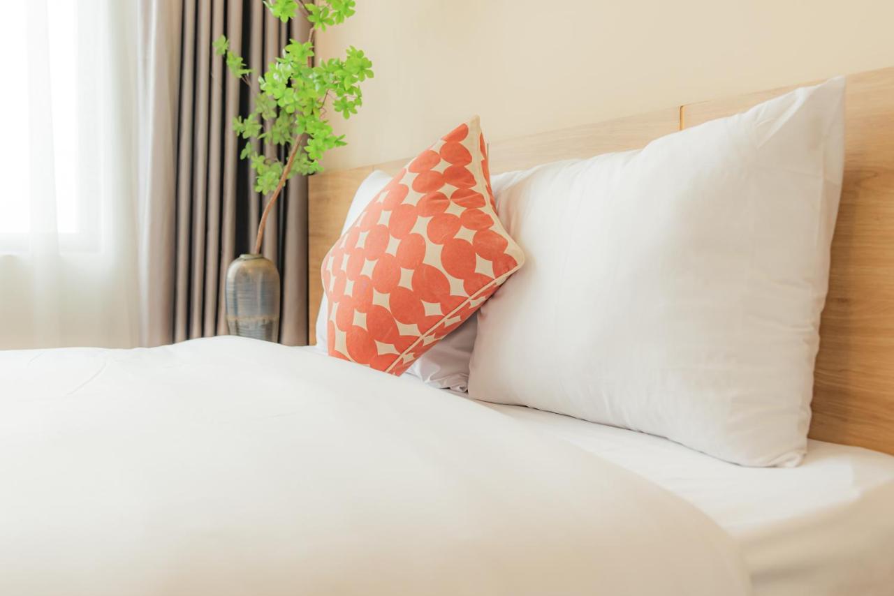 Apartment 9trip In Soho - 3 Bedrooms In District 1, Next To Bui Vien Walking Street - Free Saigon Nightlife Walking Tour