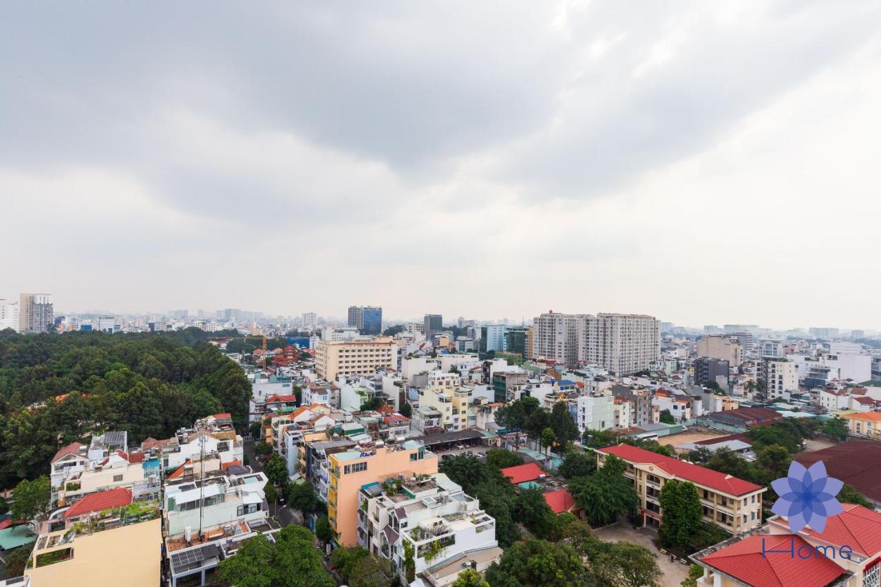 Home, Cosy&luxury - 5mins To Airport, Free Pool&gym, Airport Pick Up Service * Ho Chi Minh City