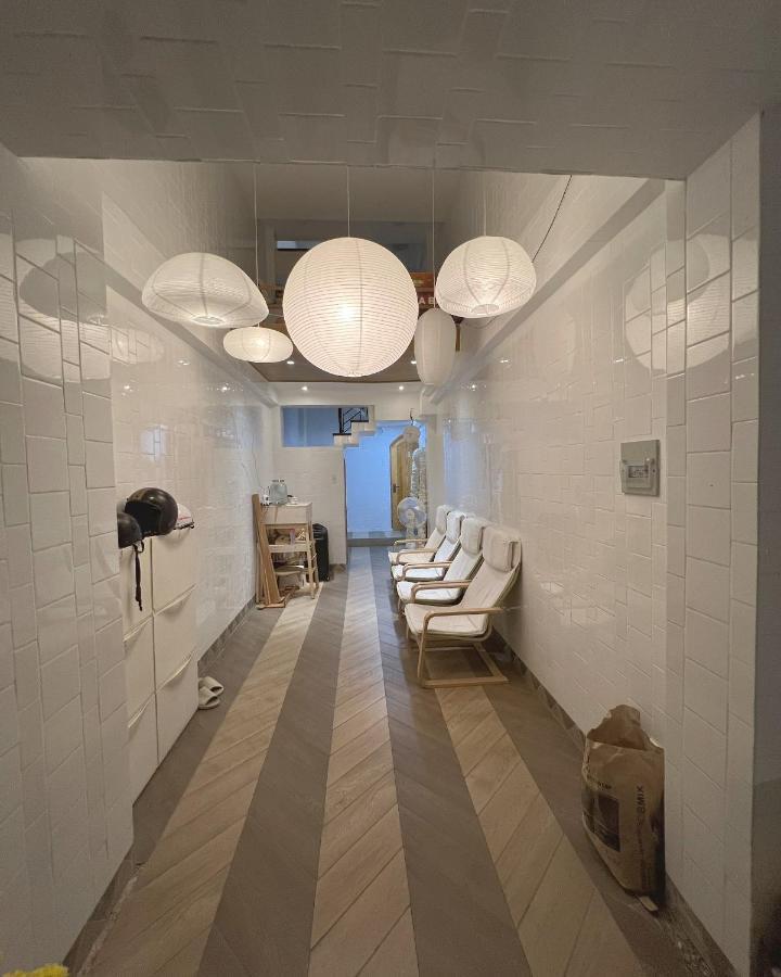 Meow & Cafe Hotel Ho Chi Minh City