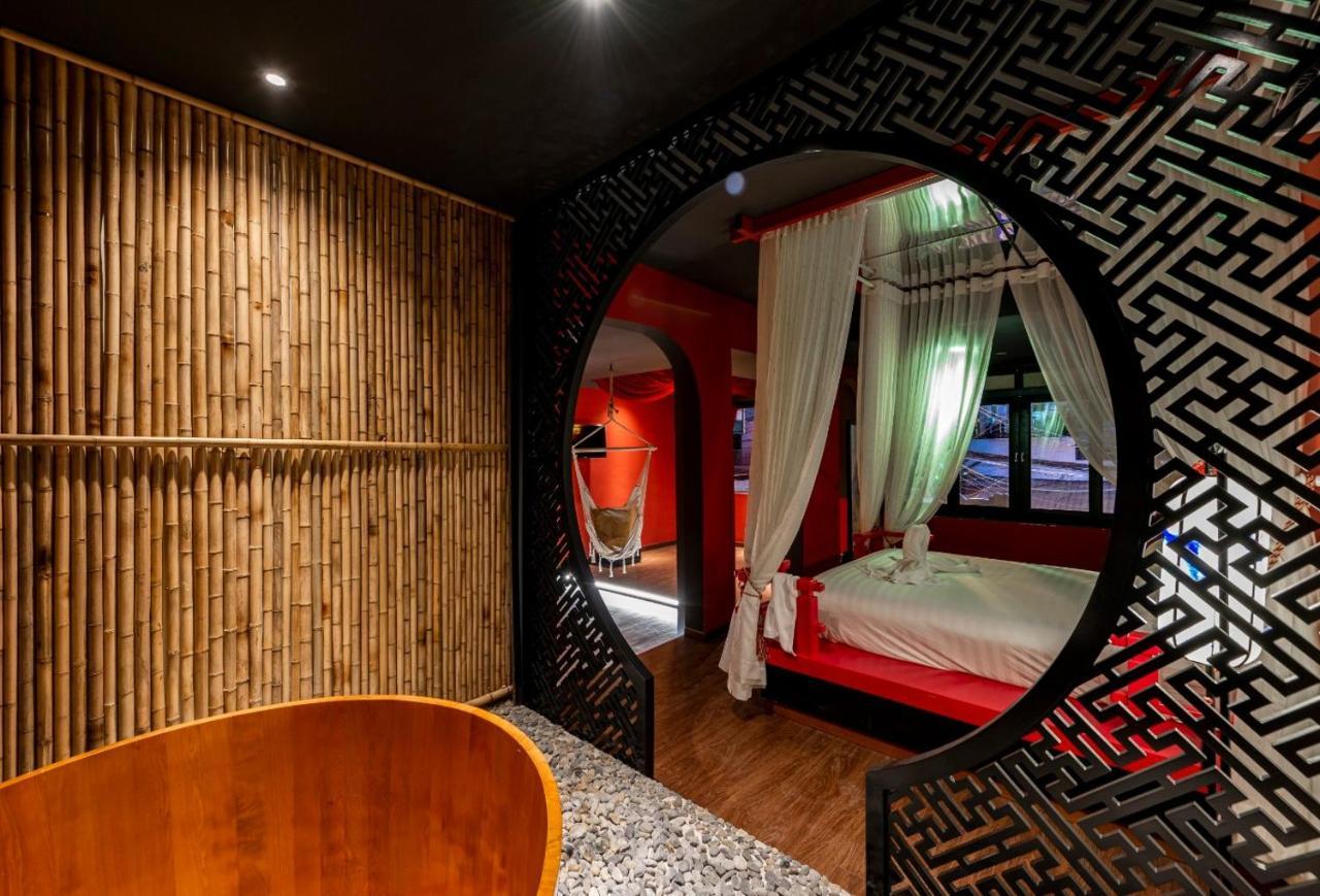 Hotel Language Exchange 3 *