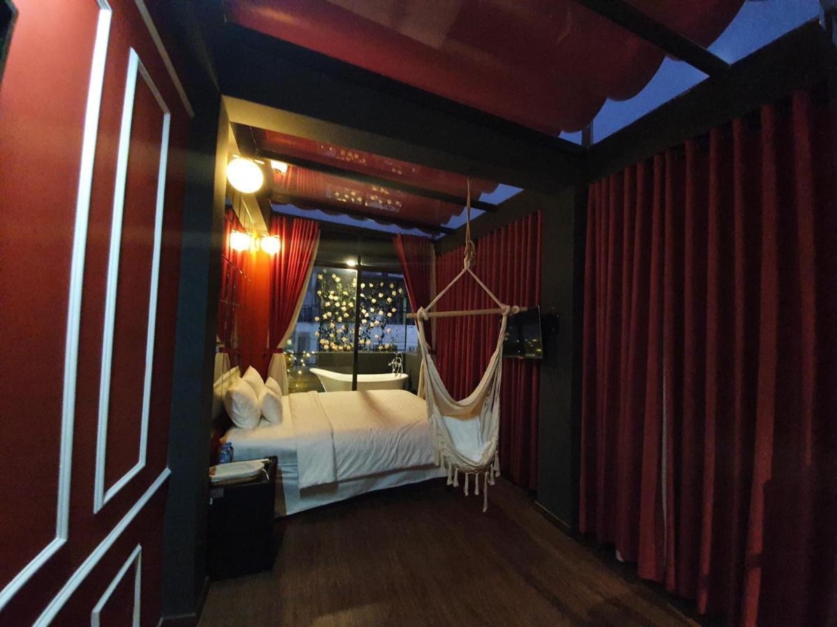Hotel Language Exchange 3 *