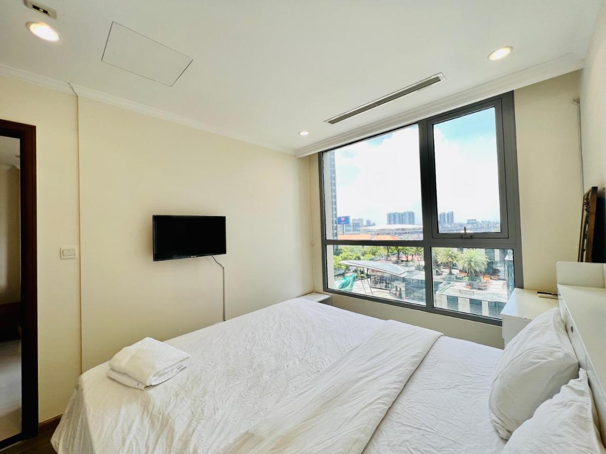 Vinhomes Landmark 81 - Luxstay Condotel Aparthotel Ho Chi Minh City