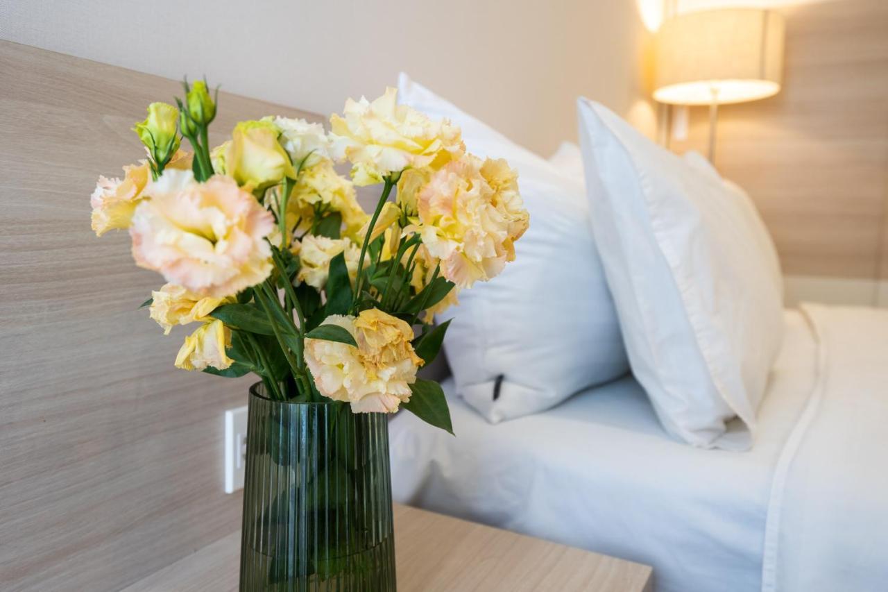 Apartment Homet Saigon Rivergate - Free Pool & Gym & Pickup Services