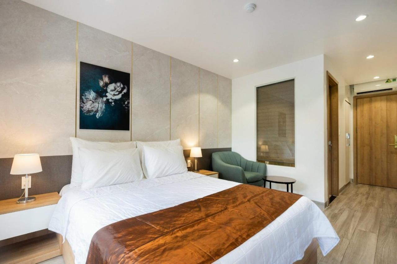 Saki Aparthotel