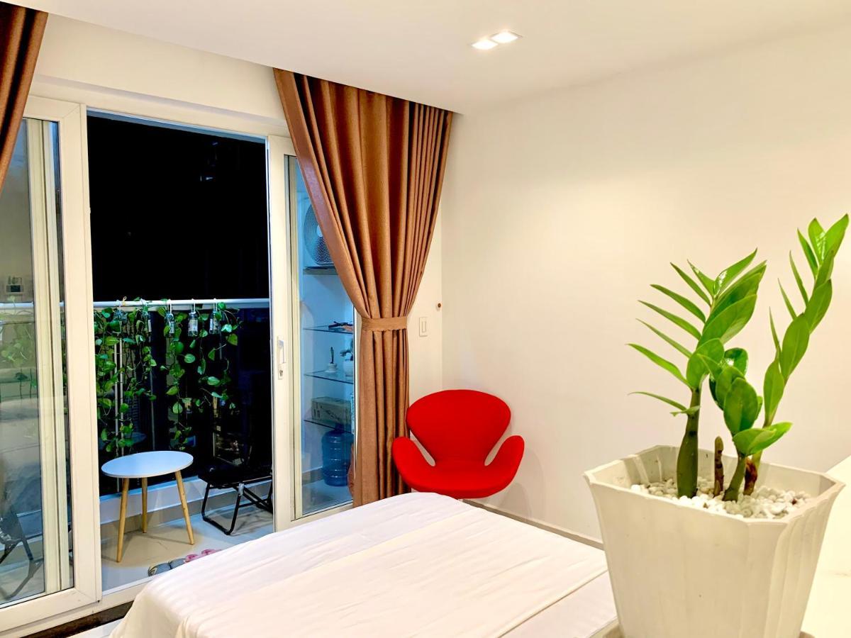 Apartment The Sunny House - Sky Center Airport Ho Chi Minh City