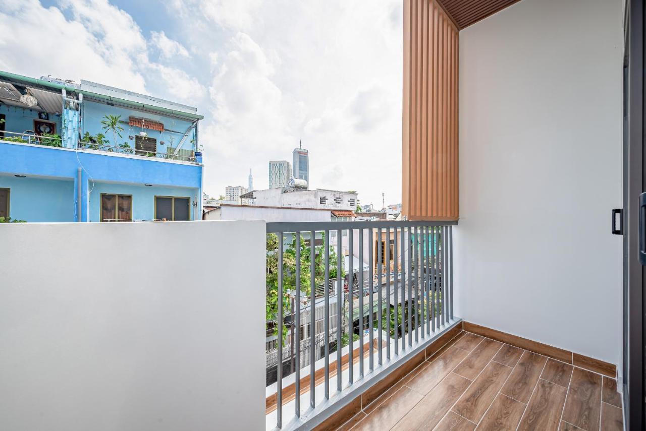 Apartment Cozrum Homes - Autumn House Ho Chi Minh City