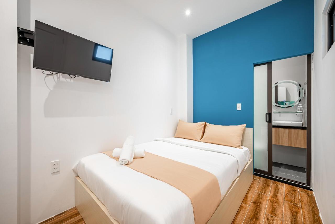 Cozrum Homes - Autumn House Apartment