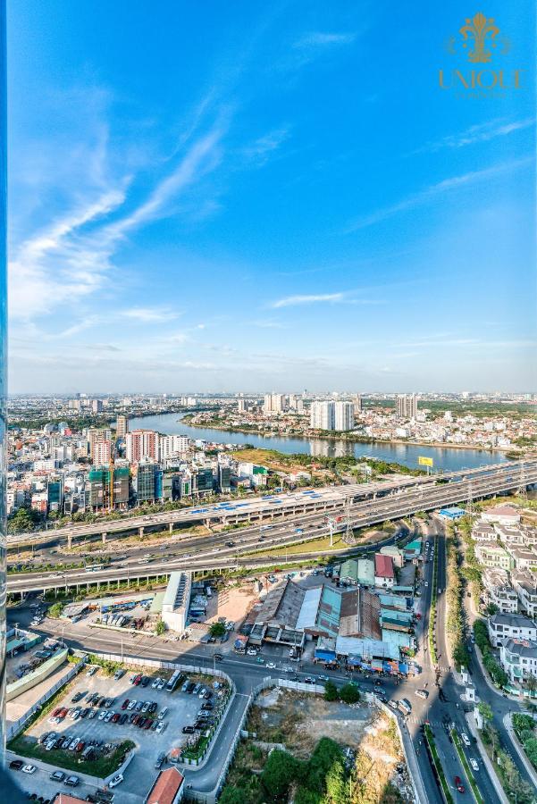 Landmark 81 - Unique Condotel Apartment