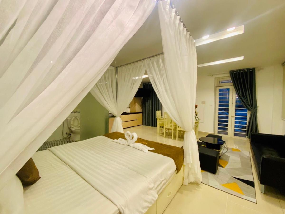 Hotel Saigon Rose