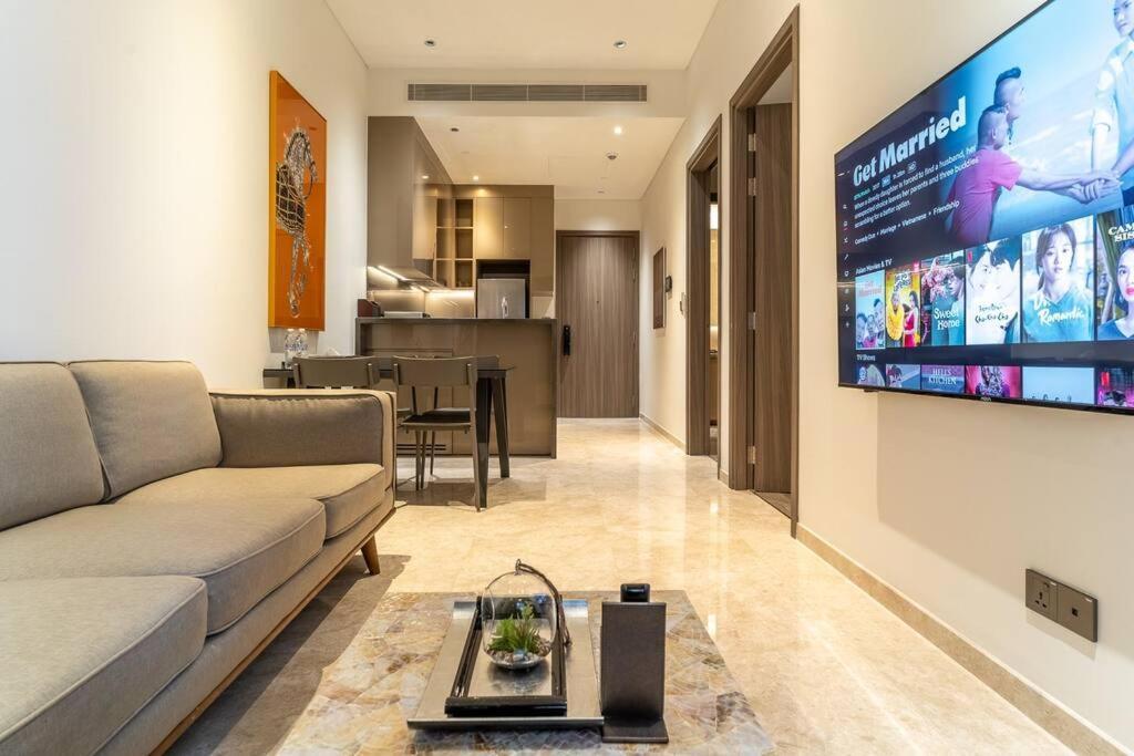 The Rixx Lavish In The Of Dist1 With Pool, Gym, Sauna, Jacuzzi, Kidsclub Apartment Ho Chi Minh City