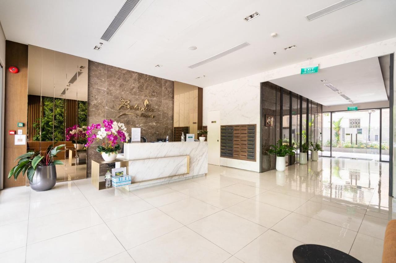 Apartment Tan Son Nhat Airport Botanica Premier, 2 Bedrooms, 2 Toilets Luxury Nearby Airport, Free Pool, Free Gym, Bbq Garden *