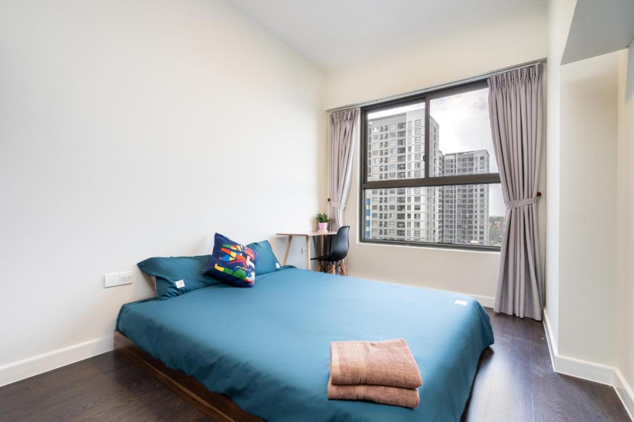 Apartment Tan Son Nhat Airport Botanica Premier, 2 Bedrooms, 2 Toilets Luxury Nearby Airport, Free Pool, Free Gym, Bbq Garden