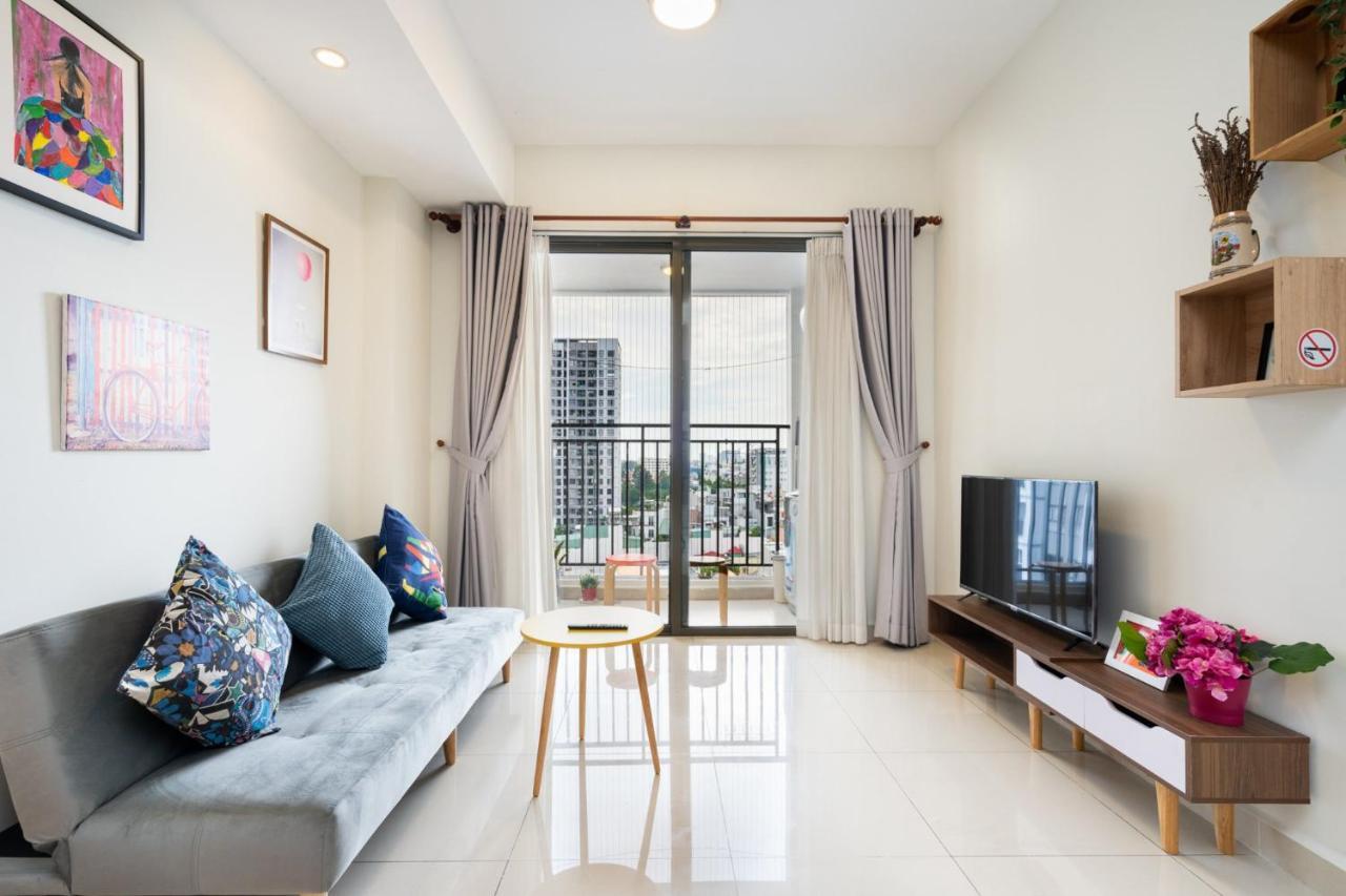 Apartment Tan Son Nhat Airport Botanica Premier, 2 Bedrooms, 2 Toilets Luxury Nearby Airport, Free Pool, Free Gym, Bbq Garden Ho Chi Minh City