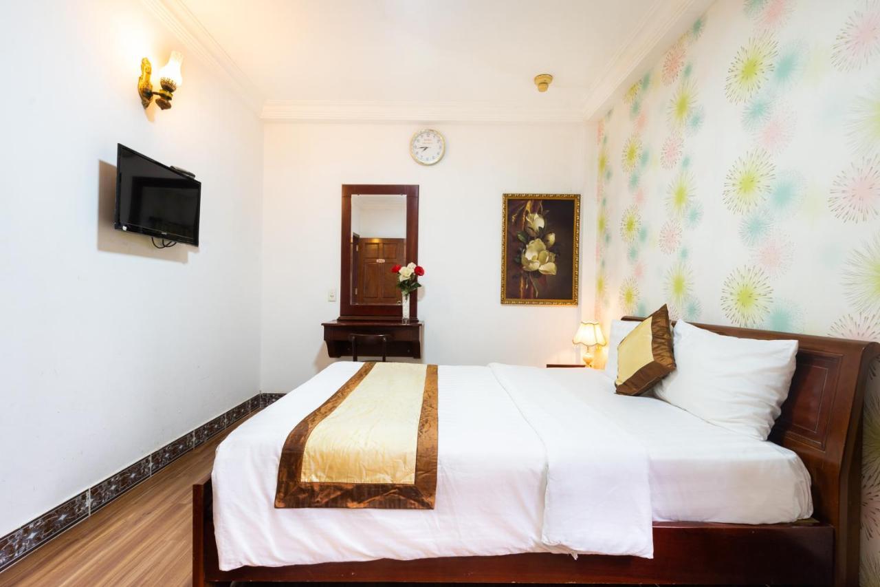 Cosmo 3* Ho Chi Minh City