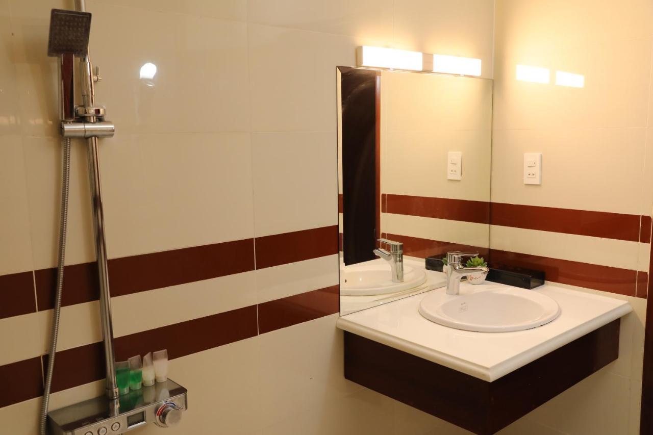 Thanh Vinh & Hotel 3*