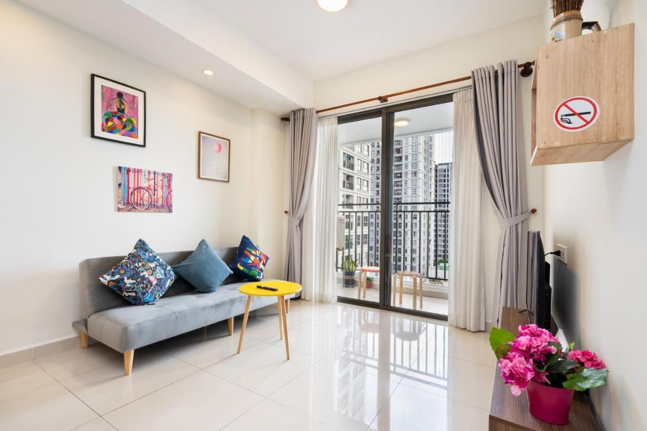 Apartment Tan Son Nhat Airport Botanica Premier, 2 Bedrooms, 2 Toilets Luxury Nearby Airport, Free Pool, Free Gym, Bbq Garden *