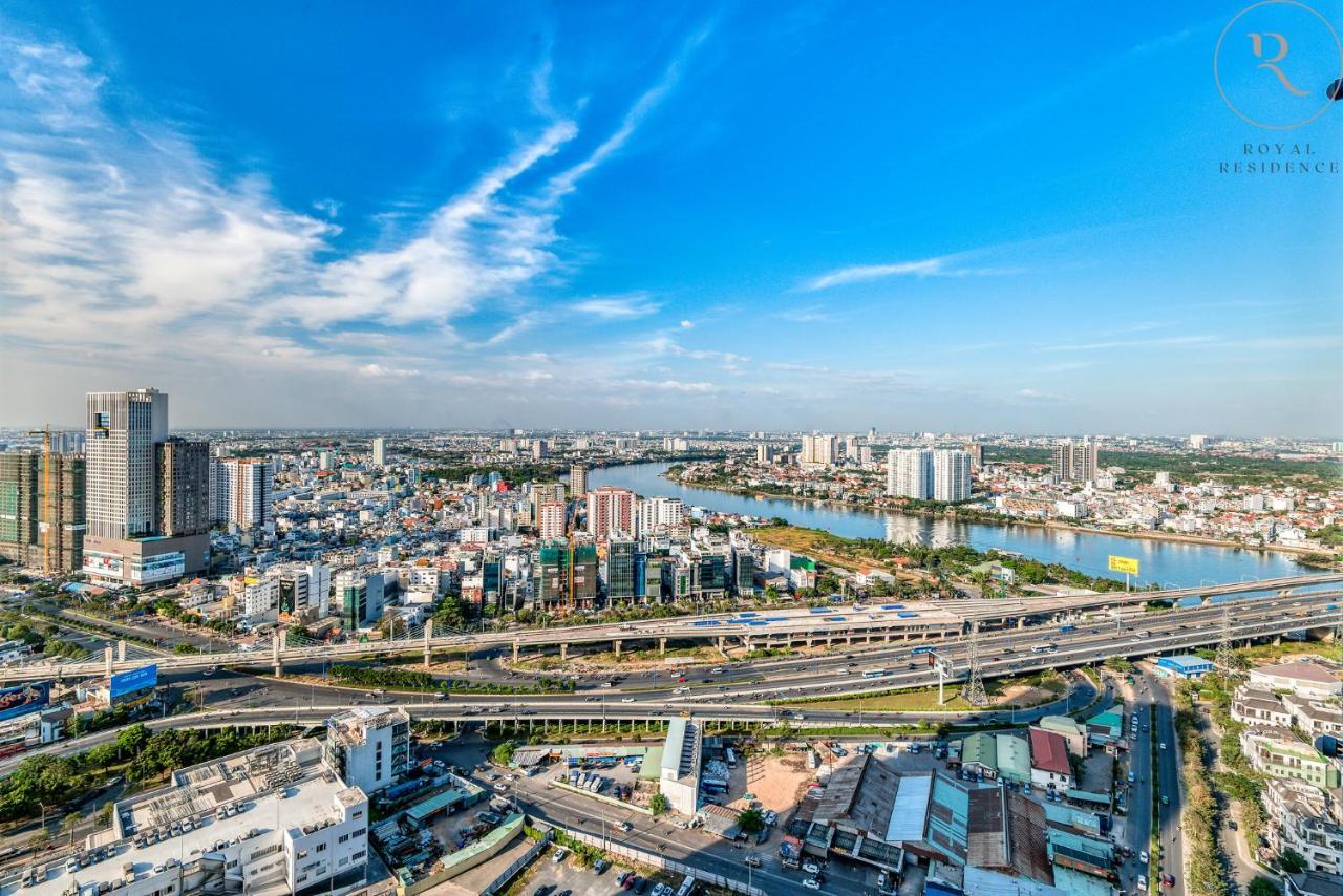 Landmark 81 - Royal * TP. Hồ Chí Minh