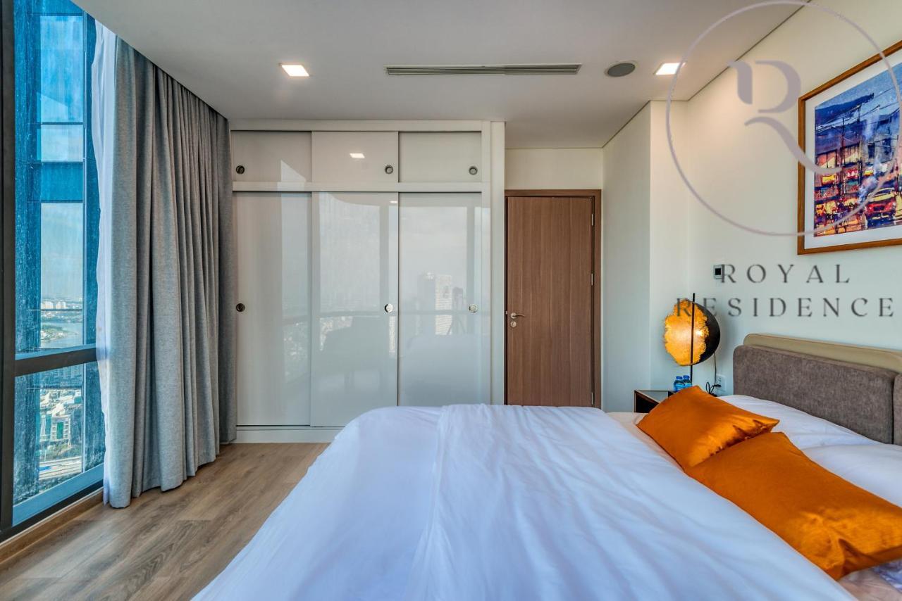 Landmark 81 - Royal * TP. Hồ Chí Minh