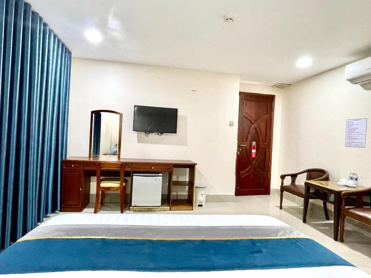 Hoa De Nhat Hotel- San Bay Tan Son Nhat Hotel 3*