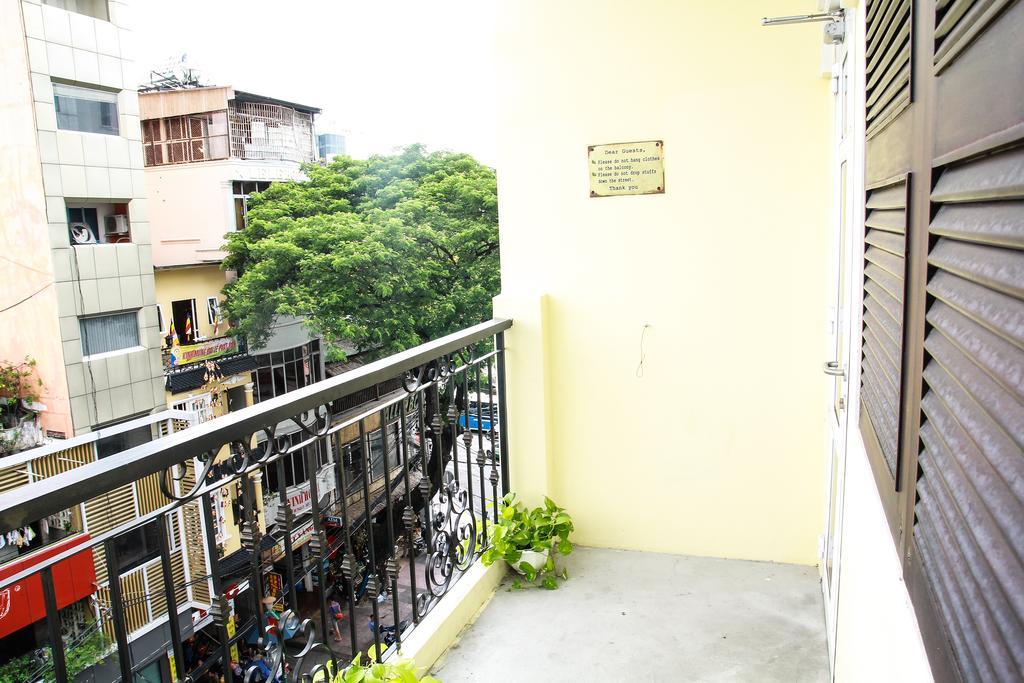 Eco Backpackers Hostel *