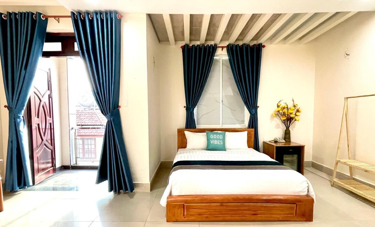 Hoa De Nhat Hotel- San Bay Tan Son Nhat