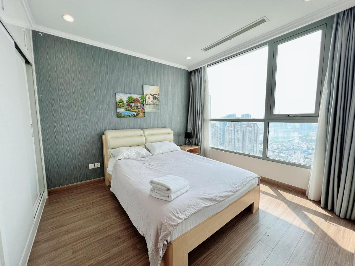 Aparthotel Vinhomes Landmark 81 - Luxstay Condotel