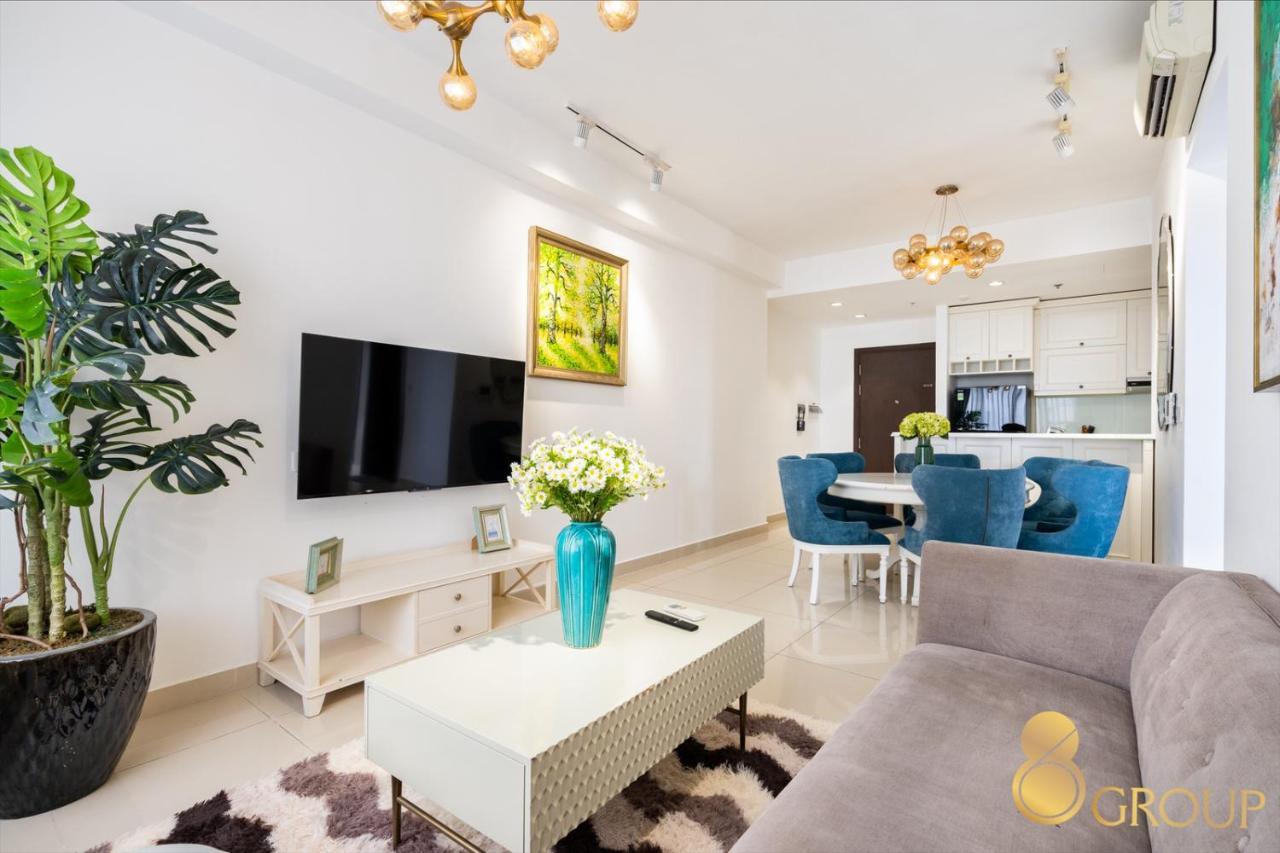 Luxury Gold Apartment: Royal 86