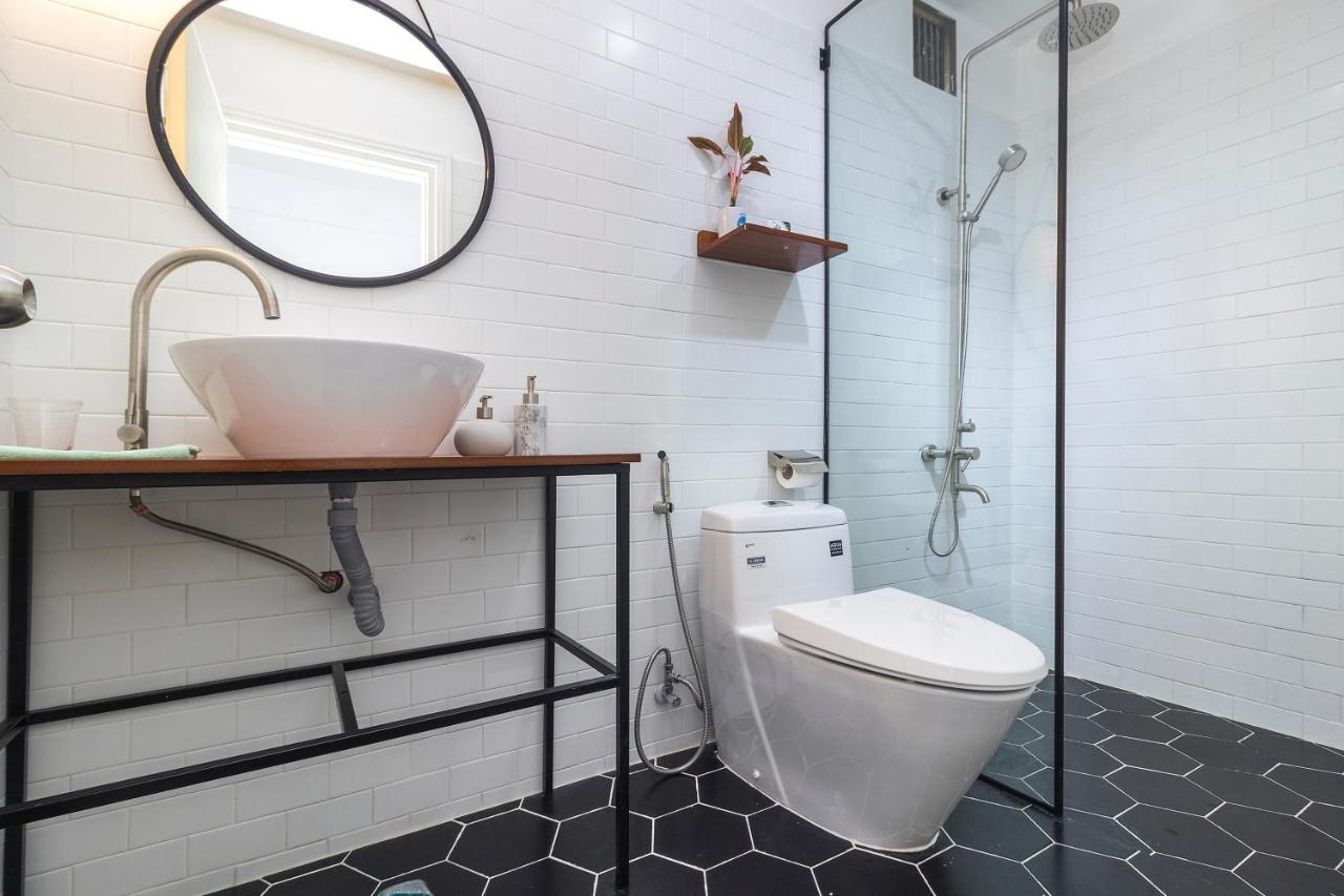 123 In Bui Vien Street, District 1 Apartment *