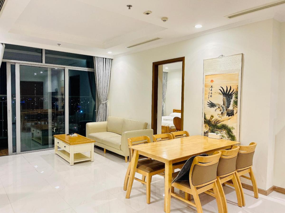 Kelly House At Vinhomes Park Apartment *