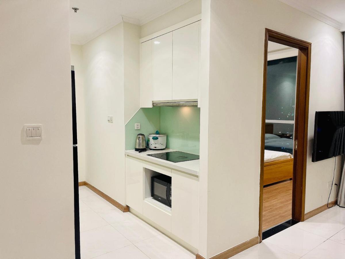 Kelly House At Vinhomes Park Apartment *