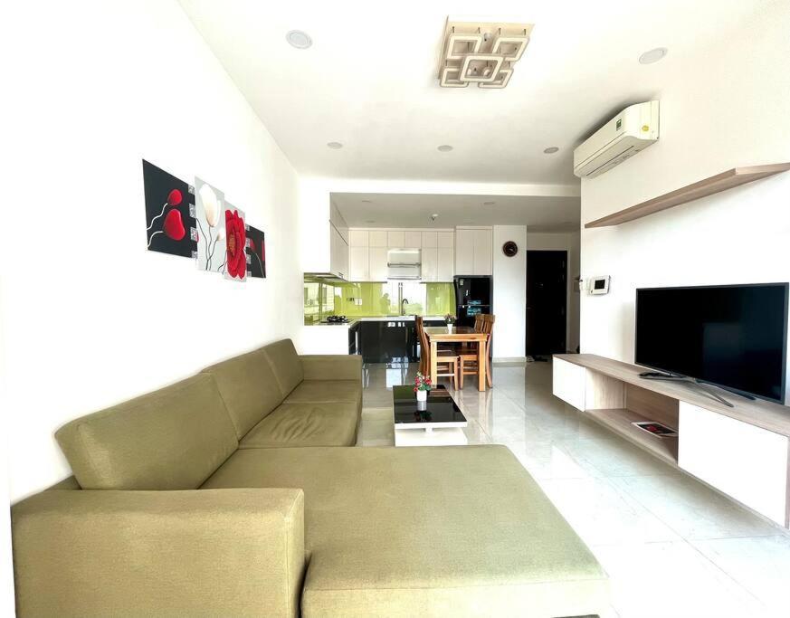 Luxury Near Airport Apartment