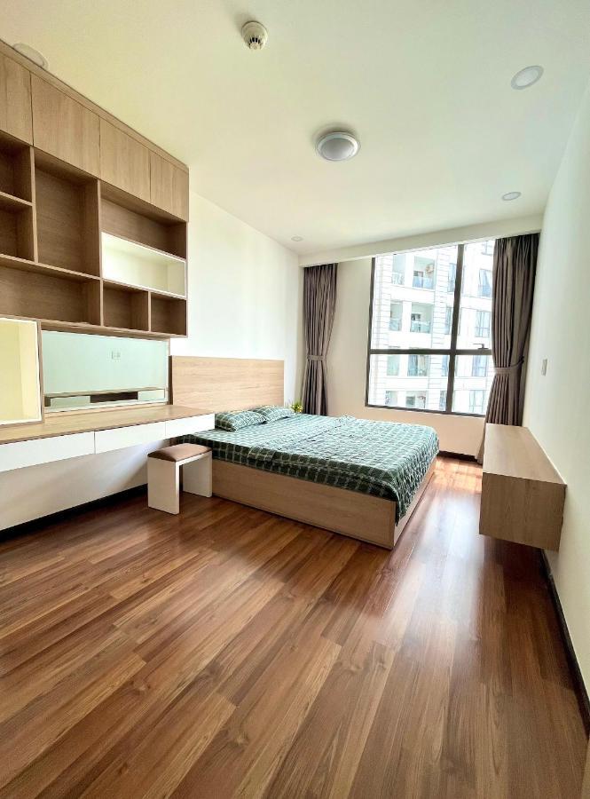Luxury Near Airport Apartment *
