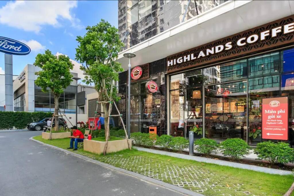 Luxury Near Airport