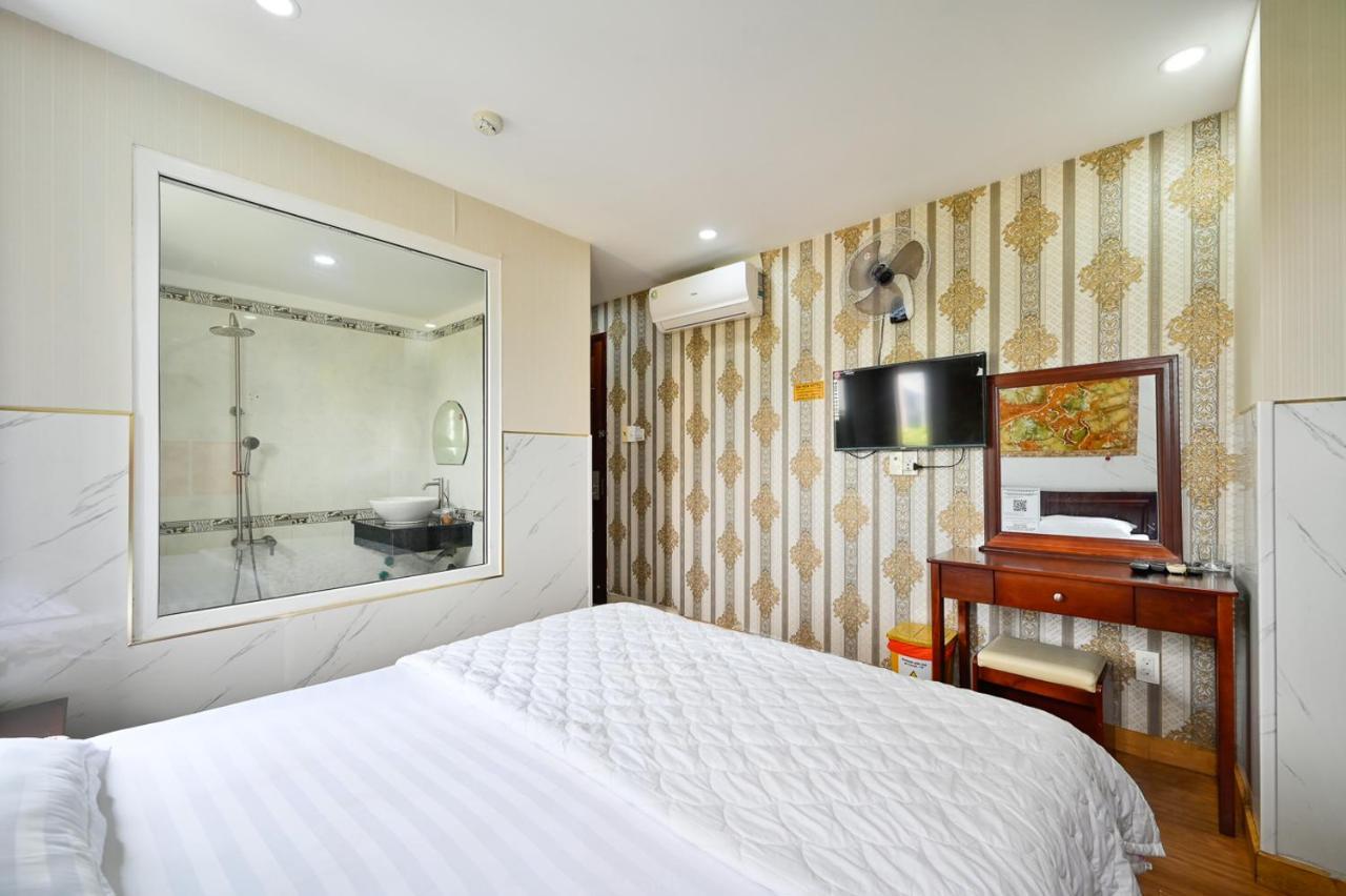 Gia Hoa Airport Hotel 3*
