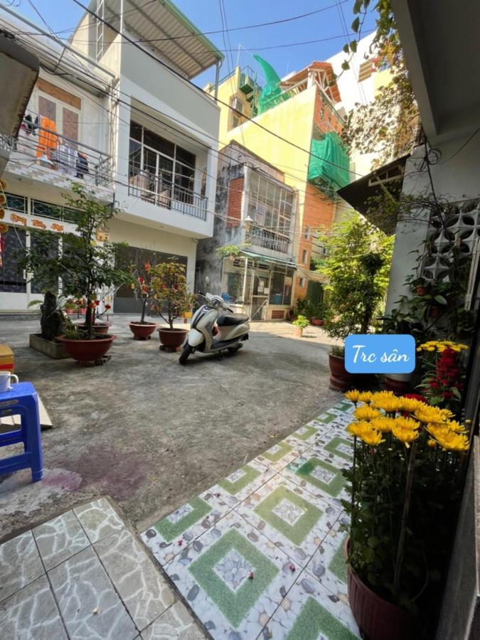 Happy 281-27-1 Le Van Sy Homestay