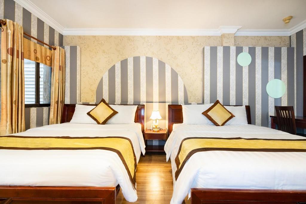 Cosmo Hotel 3*