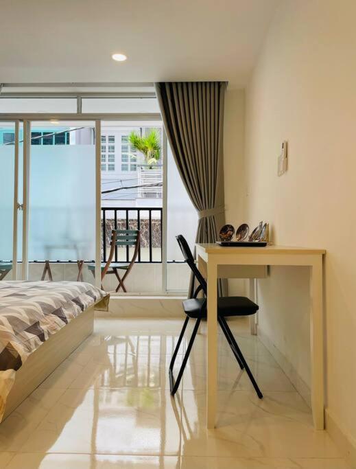 The House Of Aviators Apartment