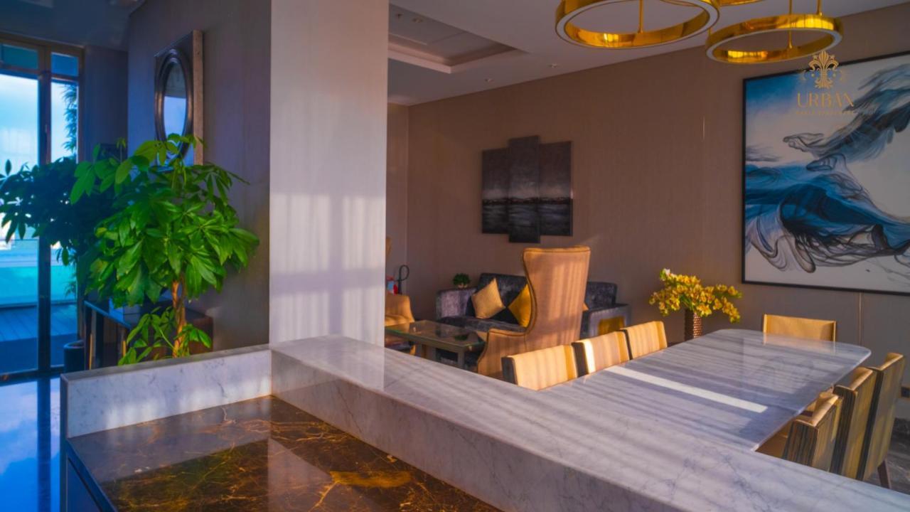 D1mension - Urban Oasis Apartment