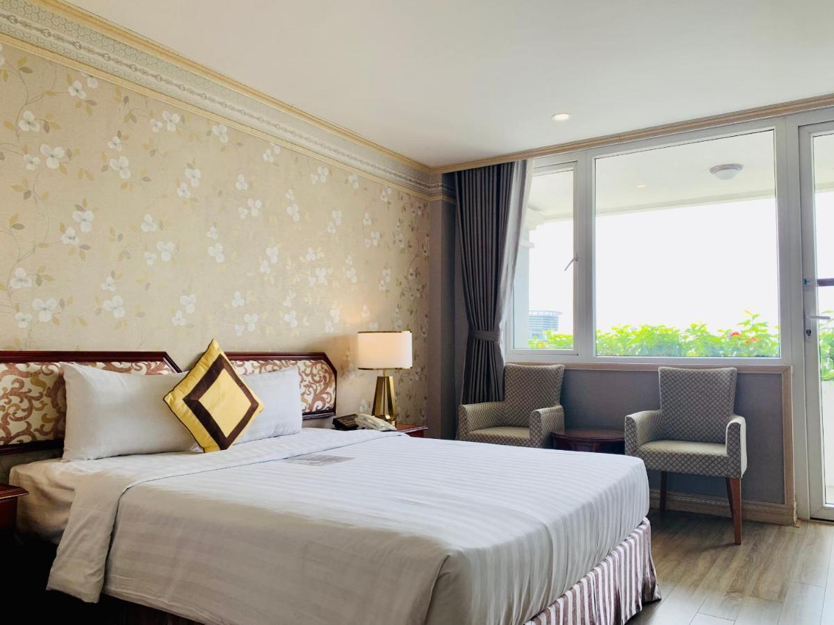 Lotus Saigon Hotel