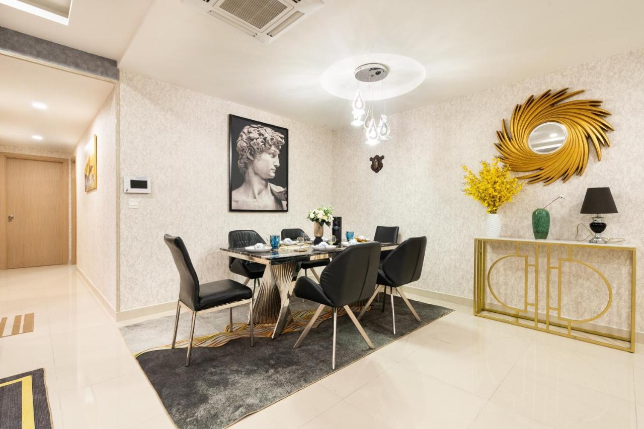 Zo Rivergate Free Pool Apartment *